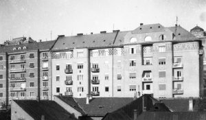 Tetőtéri paradicsomból géptemető, avagy egy Attila úti történet